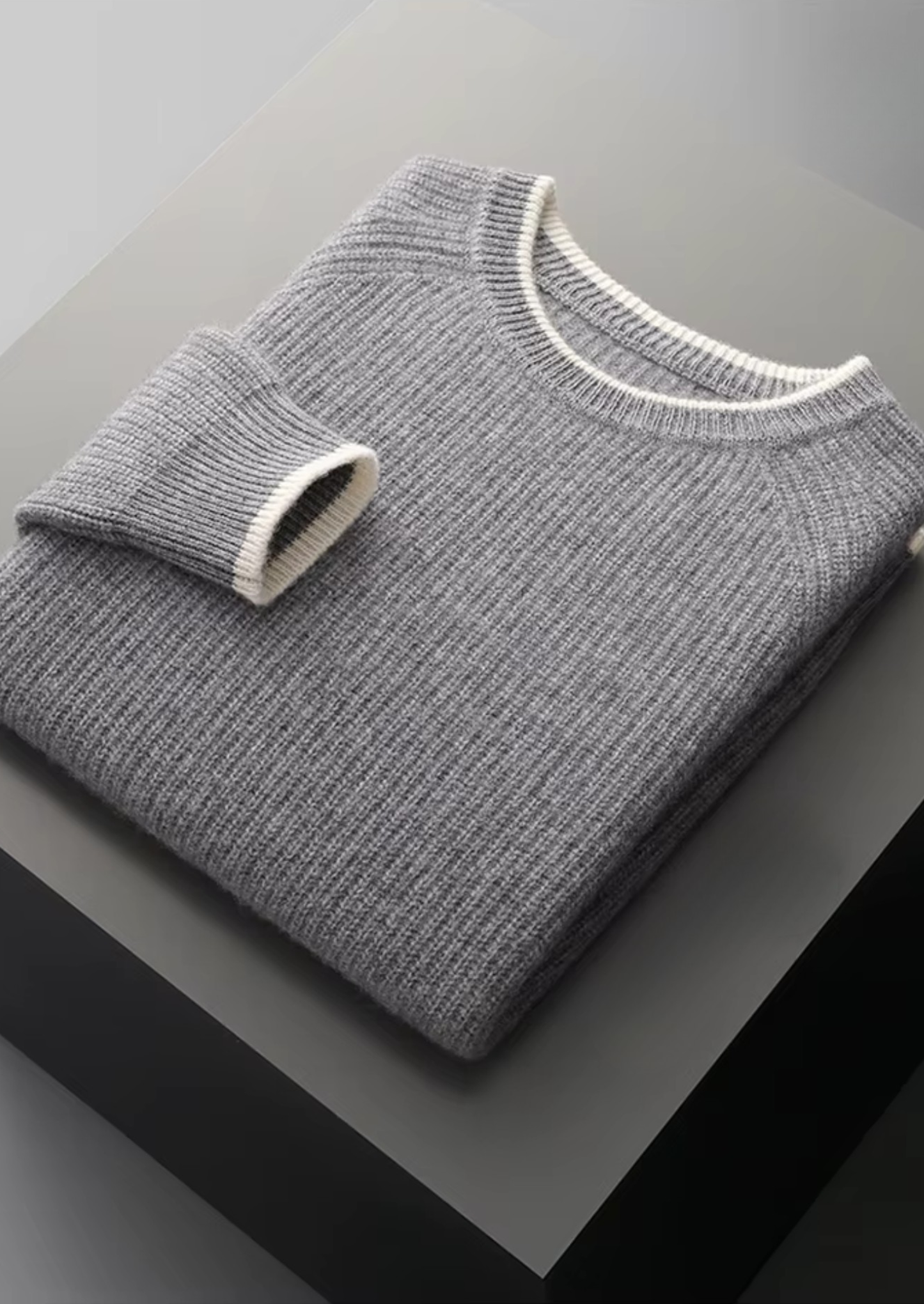 Pure Extra-Fine Merino Wool Two Tone Crewneck