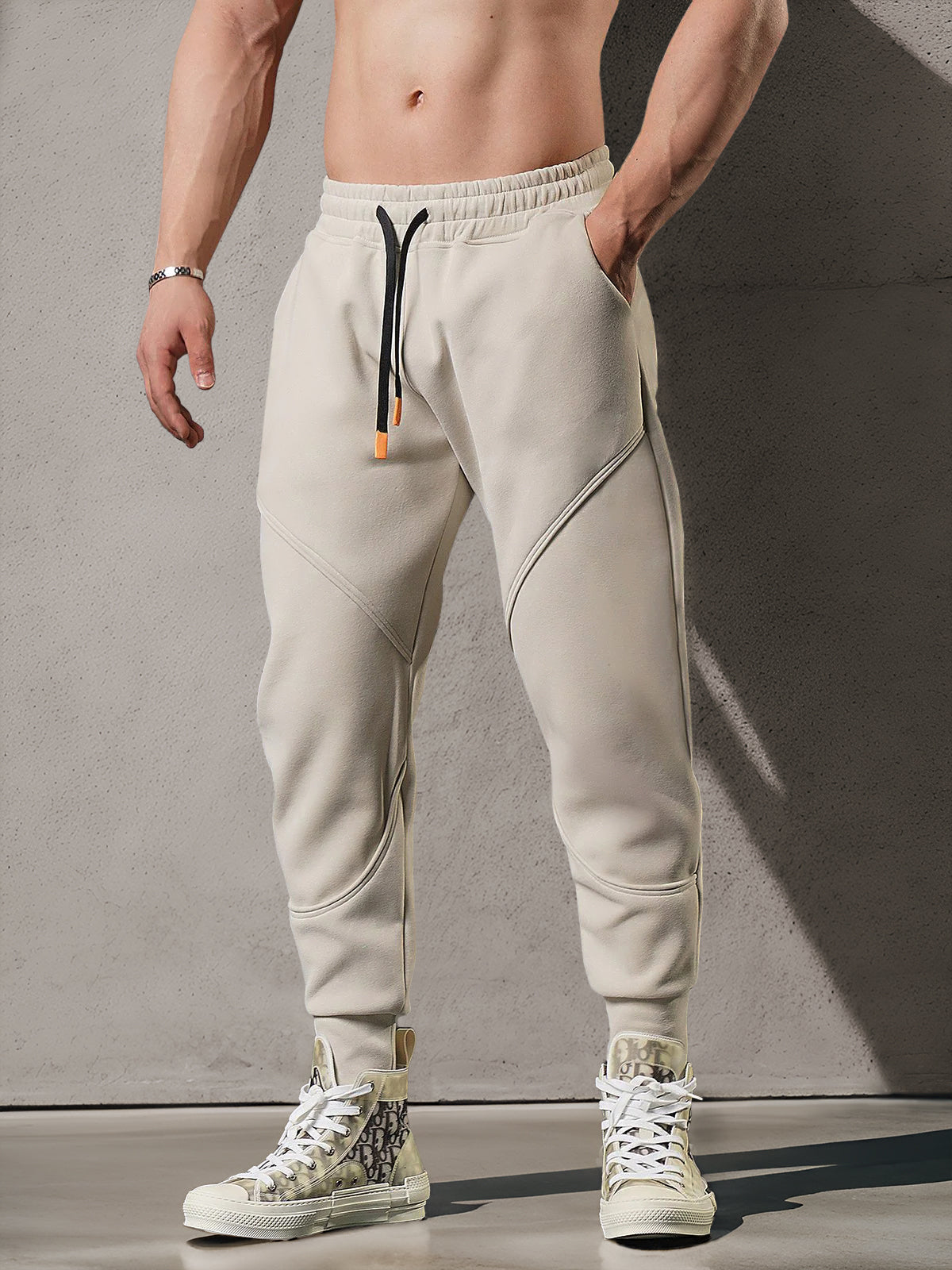 Motion Sweatpant Tapered Fit Jogger All Season Essential