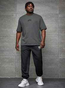 EMRG  Plus Letter Hand Graphic Tee - DUVAL