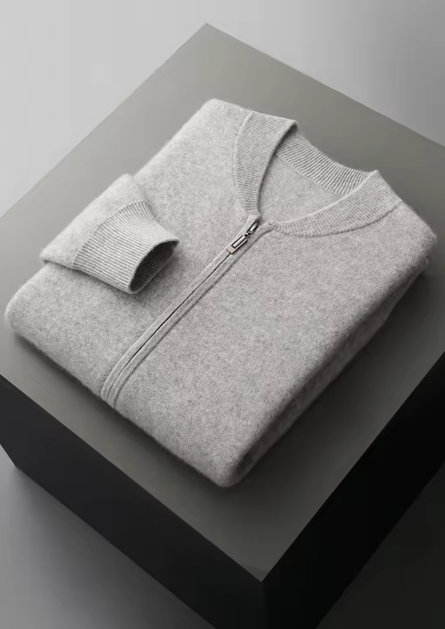 Pure Extra-Fine Merino Wool Light Gray Falconi Set