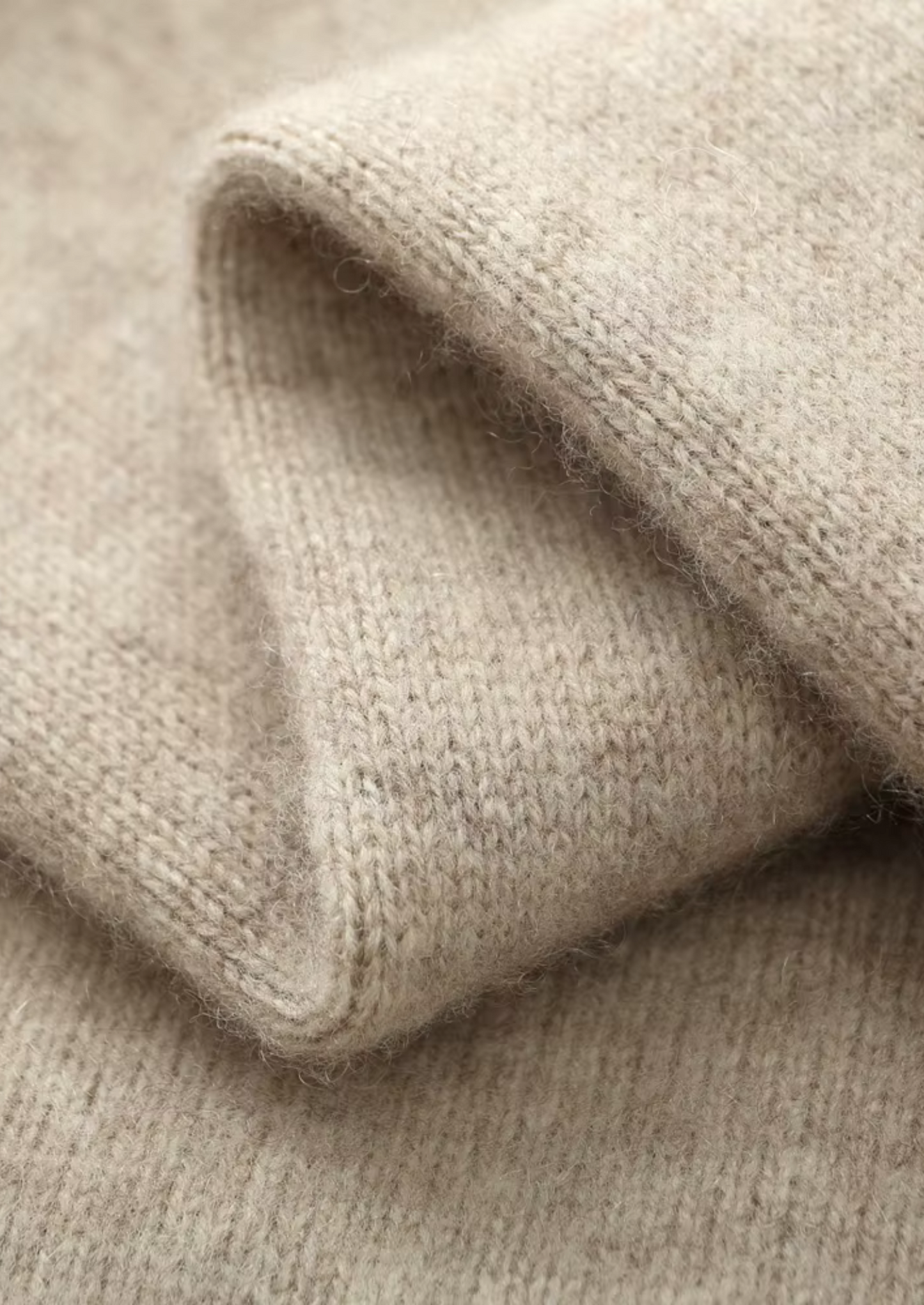 Pure Extra-Fine Merino Wool Sand Luzzo Set