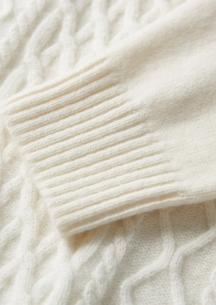 Pure Extra-Fine Merino Wool Wintertime Rollneck