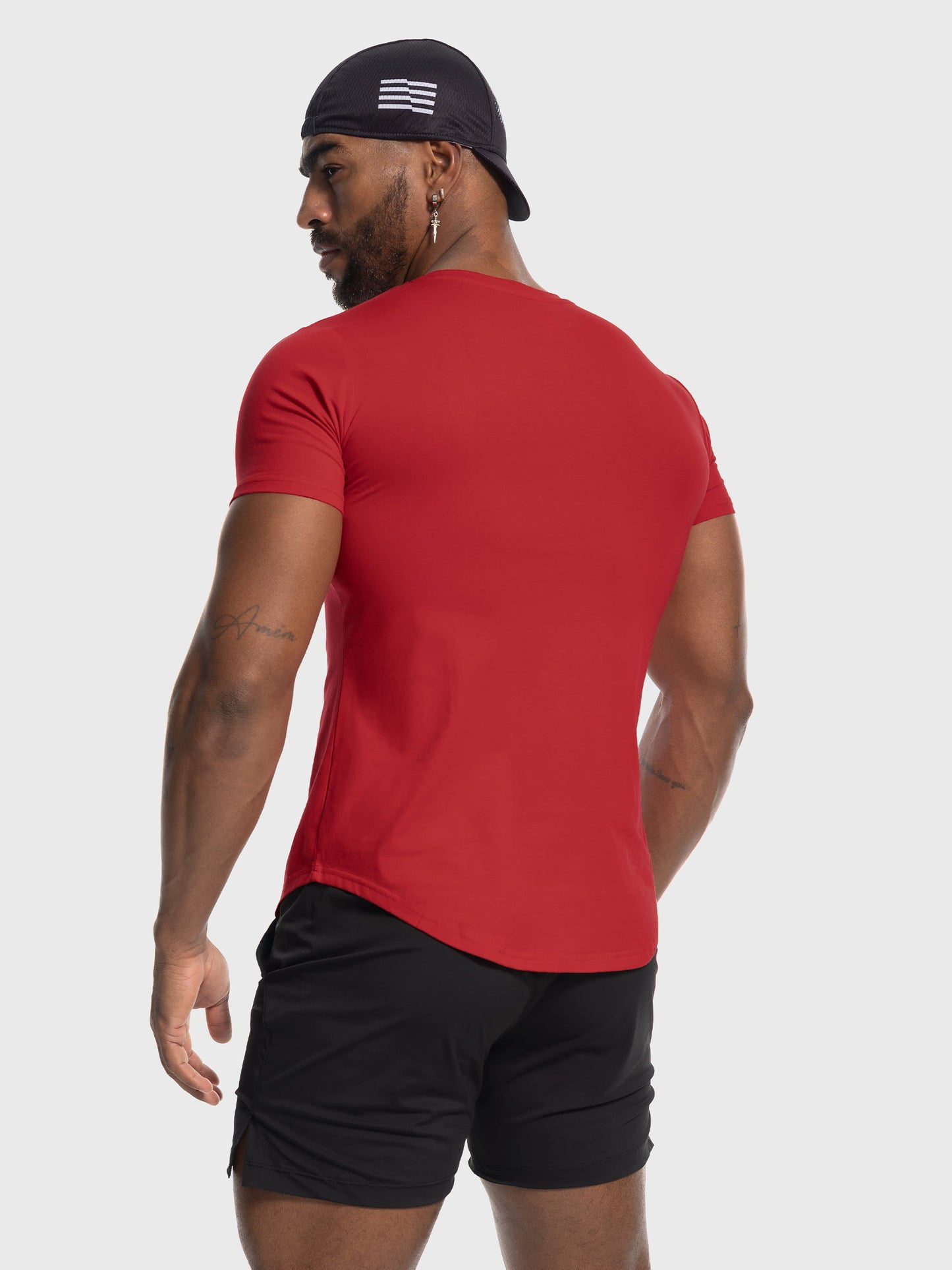 Kore Curved Hem T-shirt Muscle Fit Tech Crew Neck