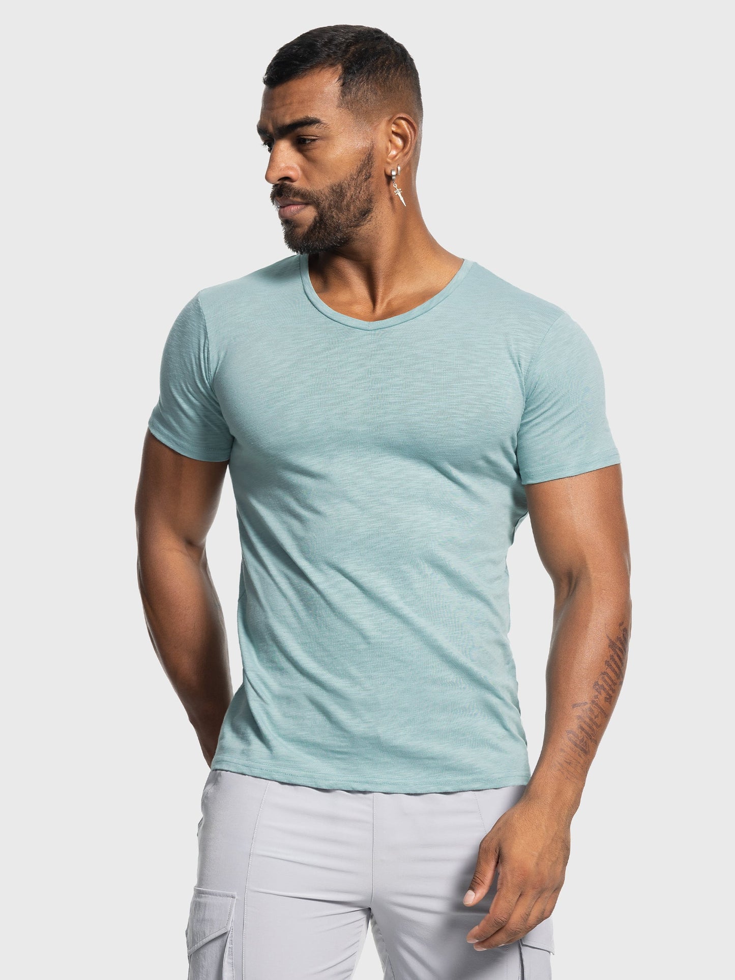 Slub V-neck T-shirt