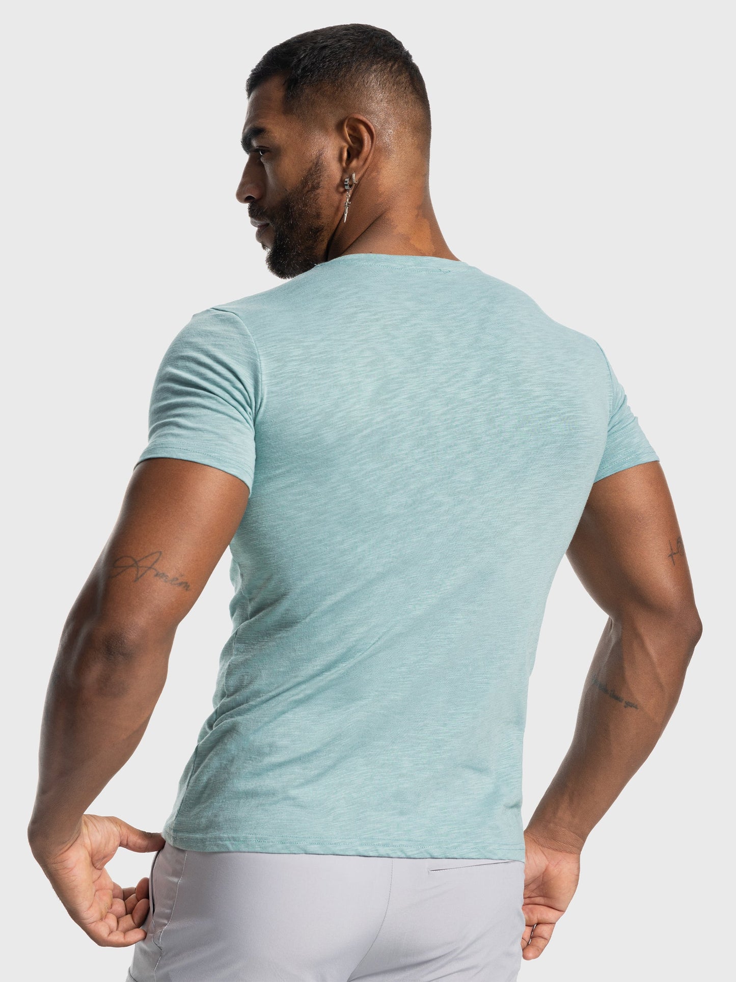 Slub V-neck T-shirt