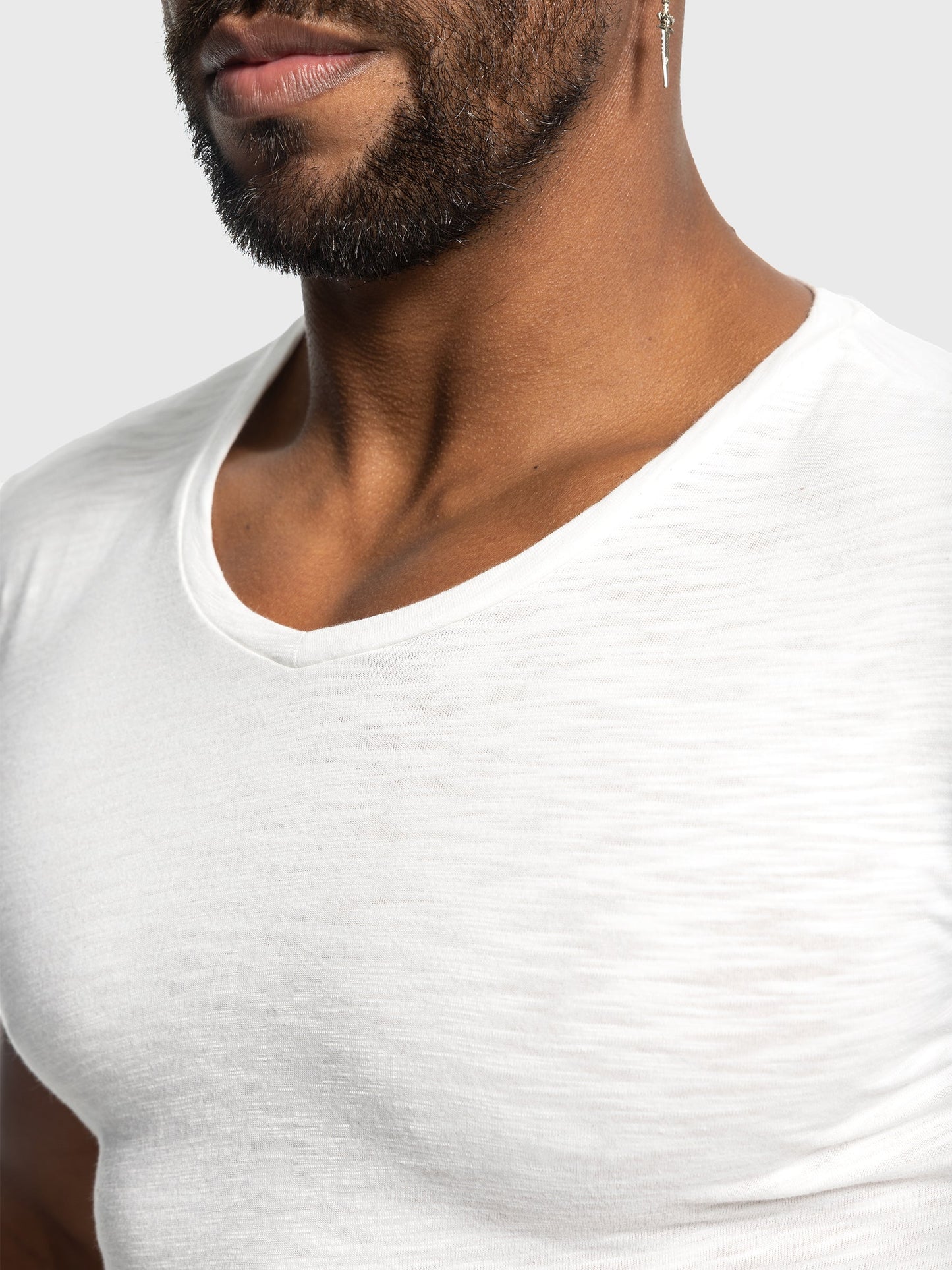 Slub V-neck Stretch T-shirt