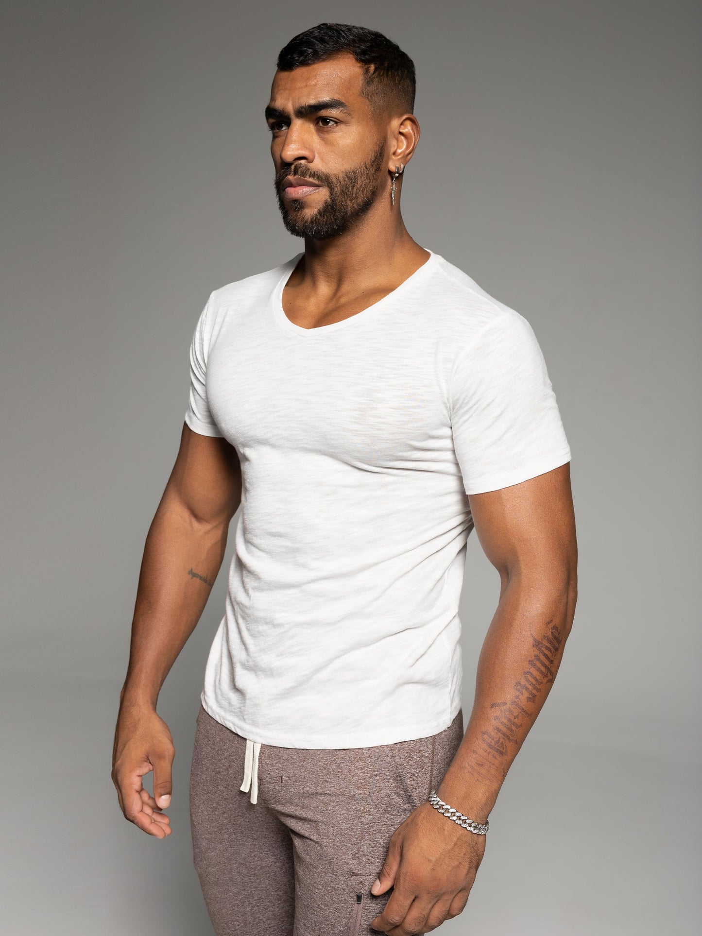 Slub V-neck Stretch T-shirt