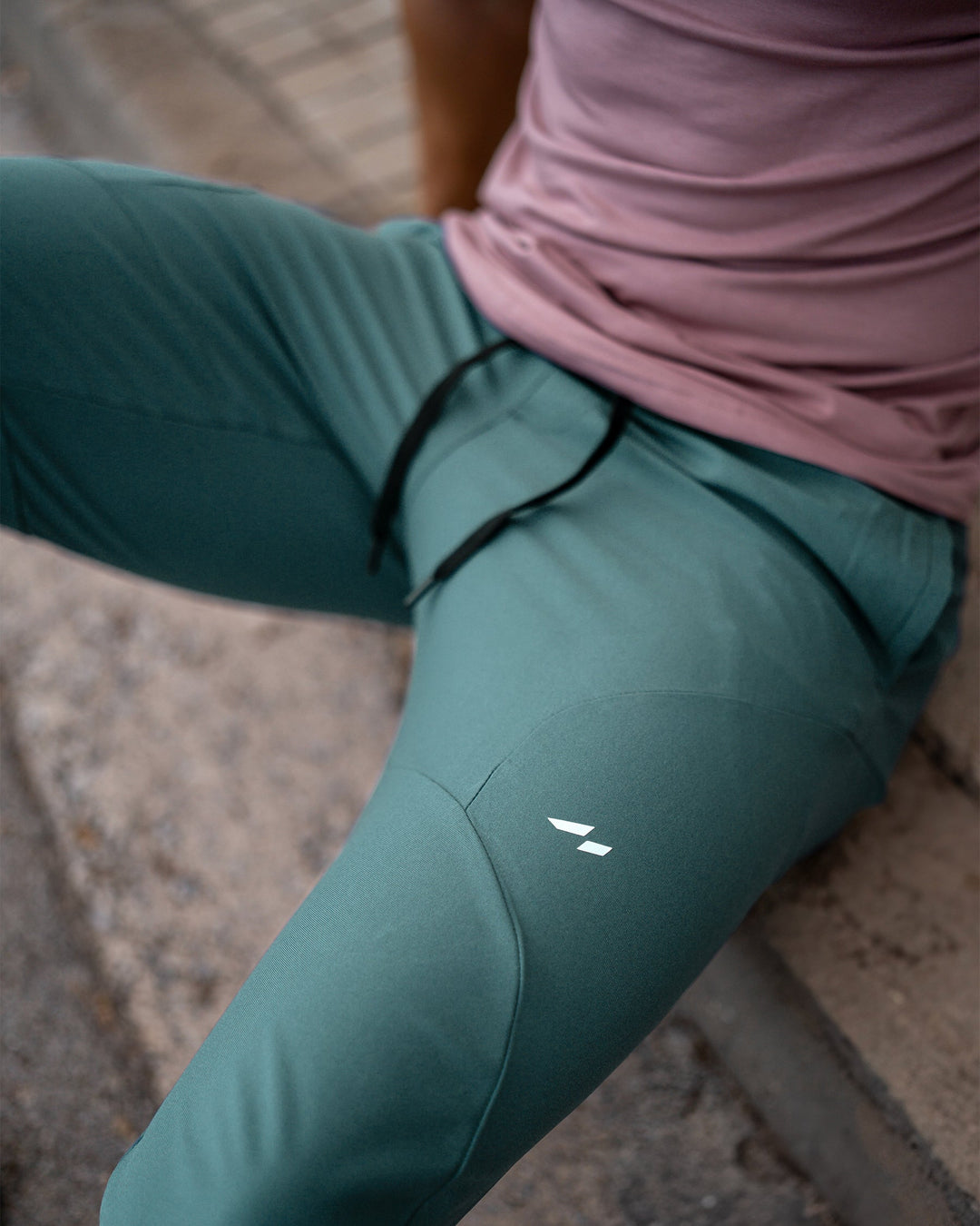 All Day Elite Unstoppable Jogger - DUVAL