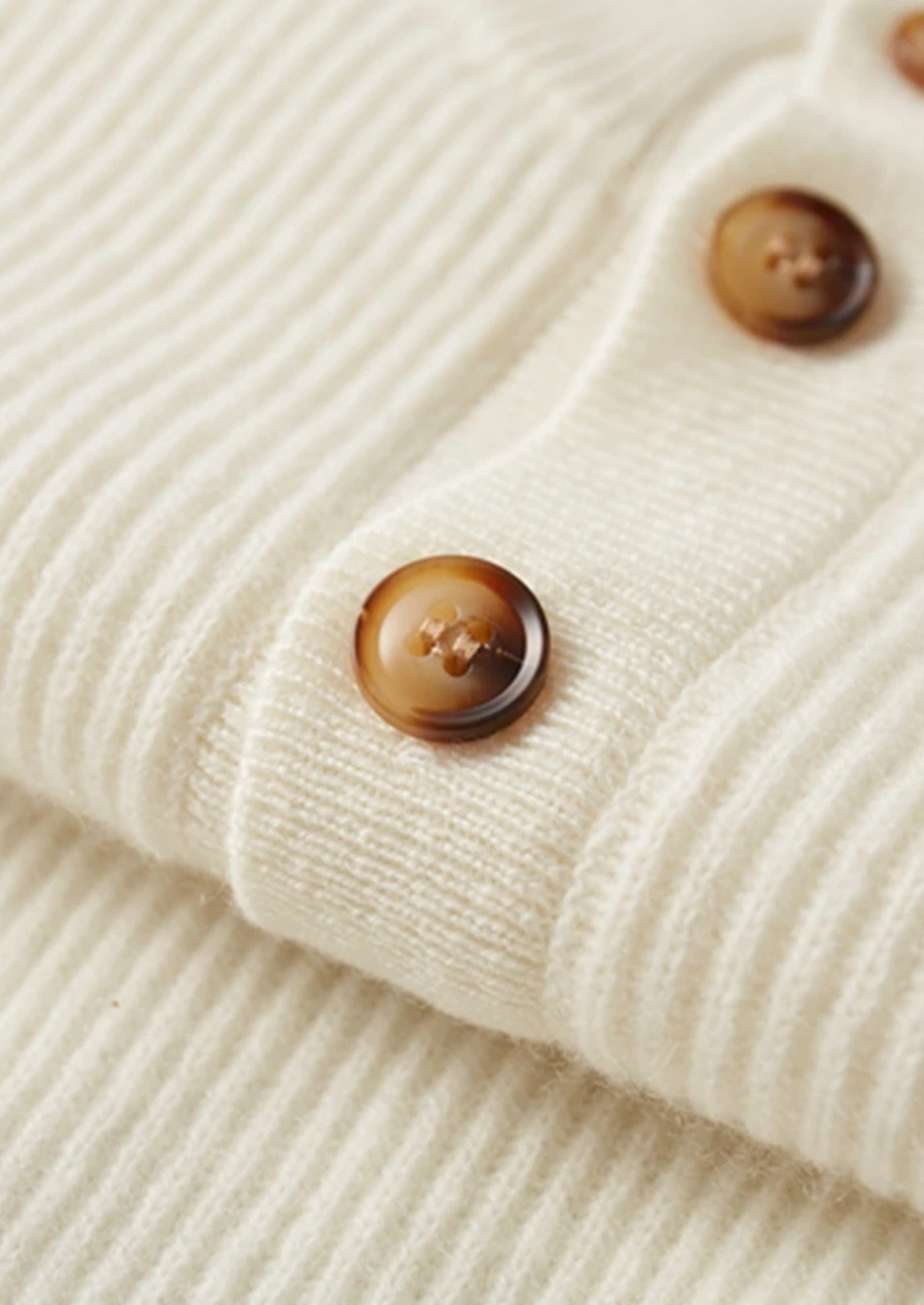 Premium Cashmere Classic Ribbed Henley Sweater