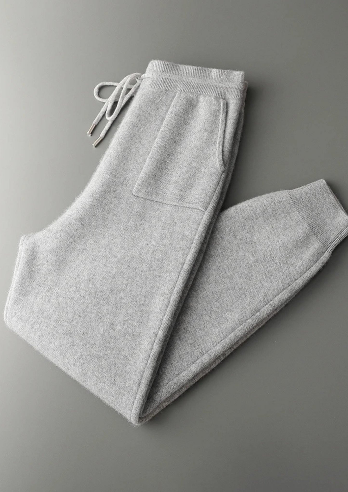 Premium Cashmere Light Gray Alain Leisure Set
