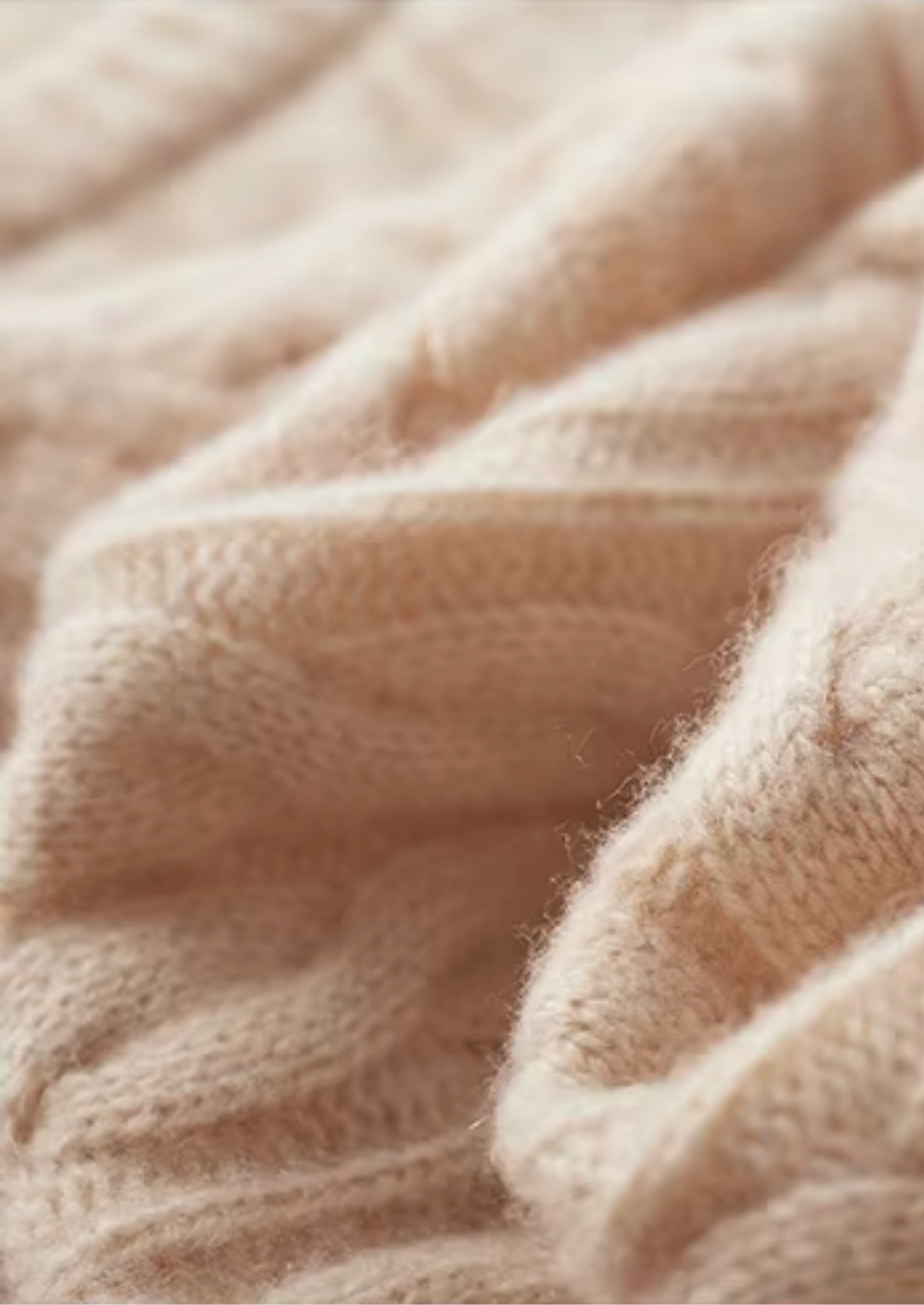 Pure Extra-Fine Merino Wool Cable Knit Crewneck