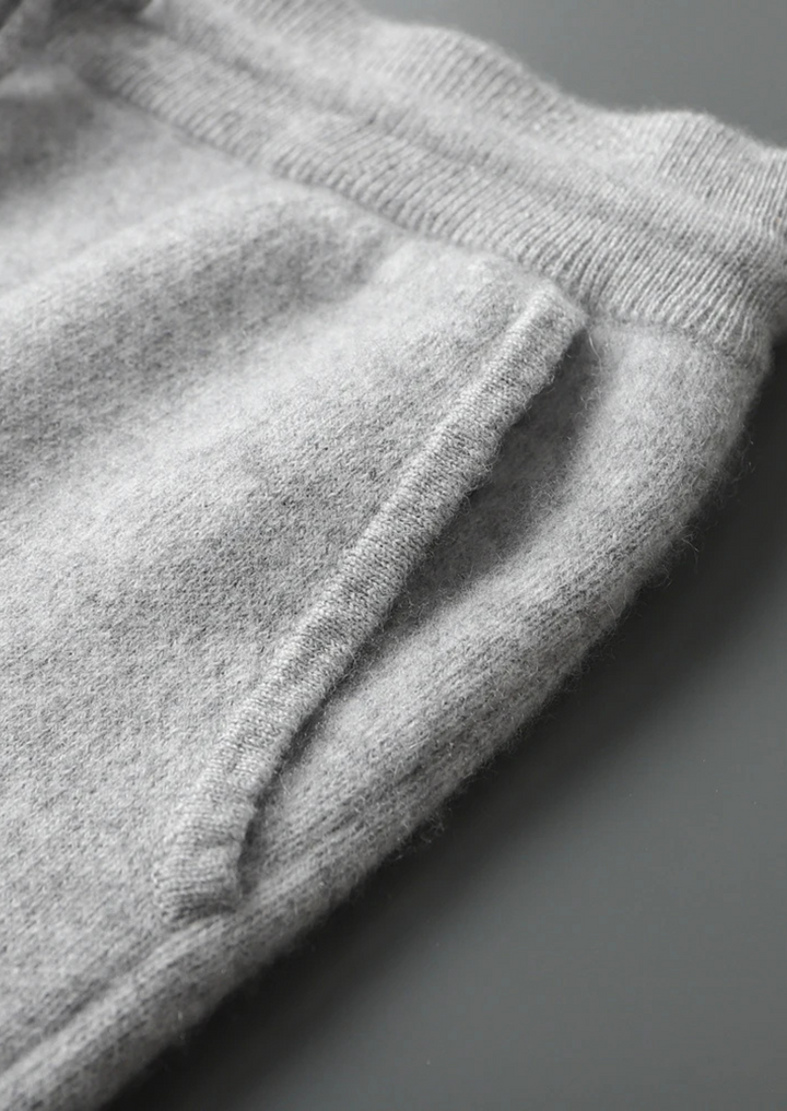 Premium Cashmere Light Gray Alain Leisure Set