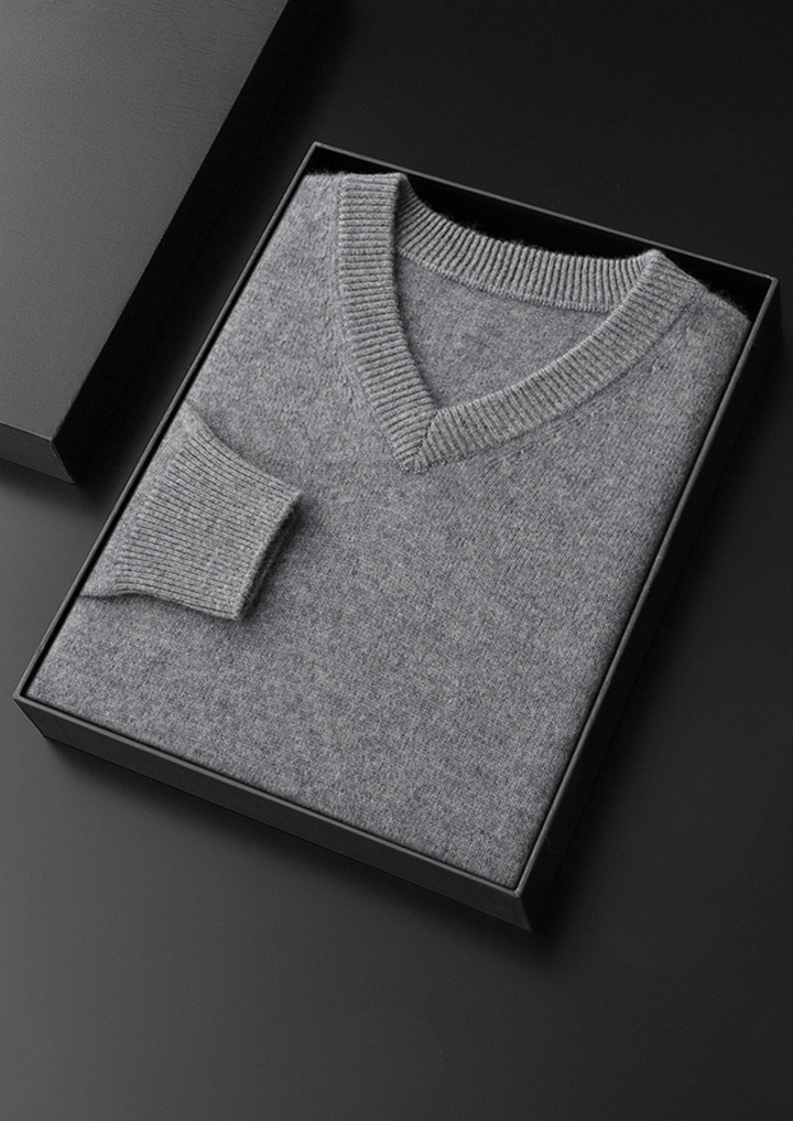 Pure Cashmere Essential V-Neck Sweater
