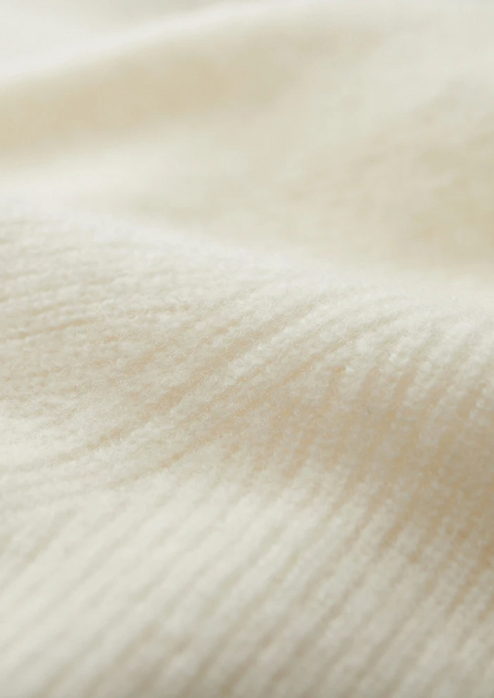 Premium Cashmere Ribbed Half-Zip Sweater