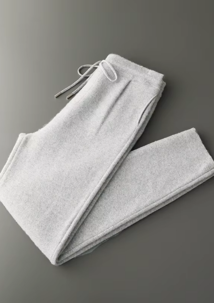 Premium Cashmere Pleated Trousers
