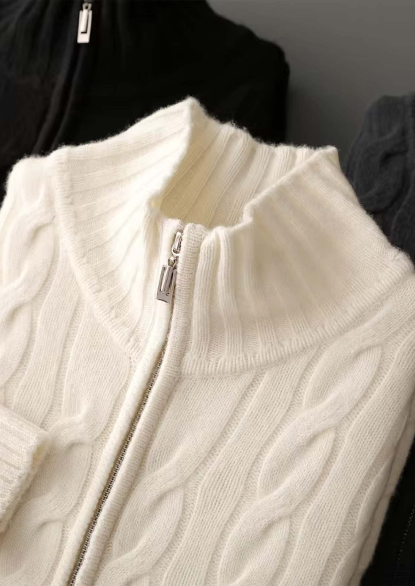 Pure Extra-Fine Merino Wool Dual-Zip Cable Cardigan