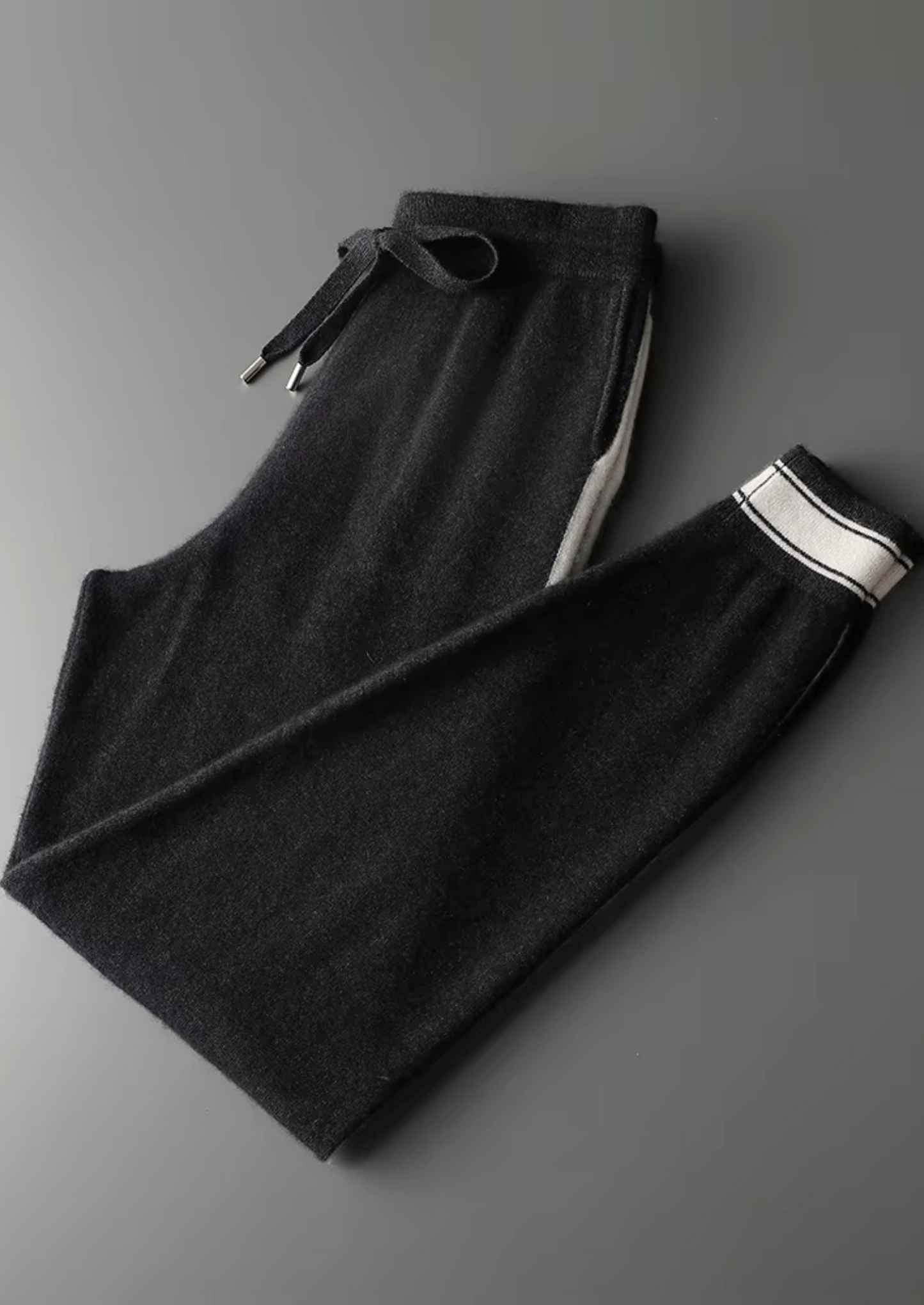 Premium Cashmere Black Vienna Leisure Set