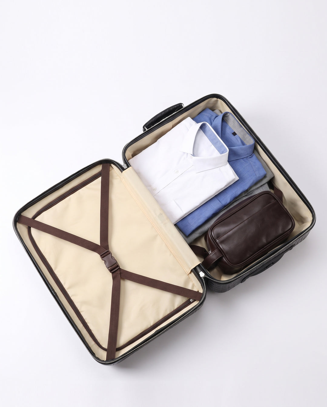 The Zermatt 58 crocodile trolley case in black, interior