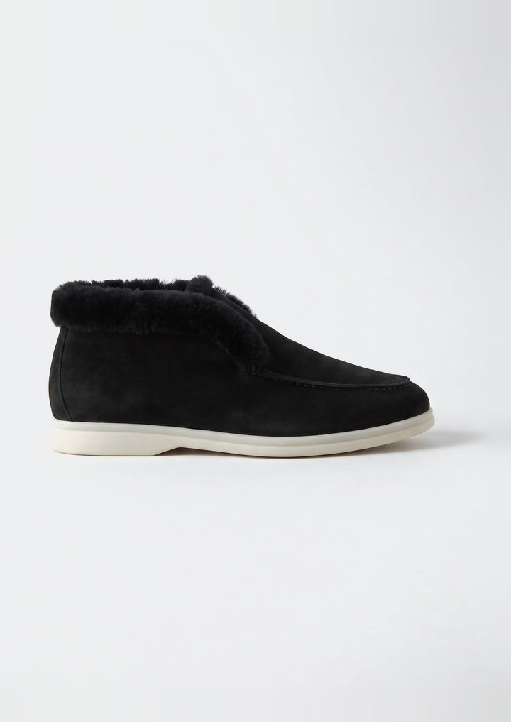 Courchevel Shearling Loafers - Black, side view