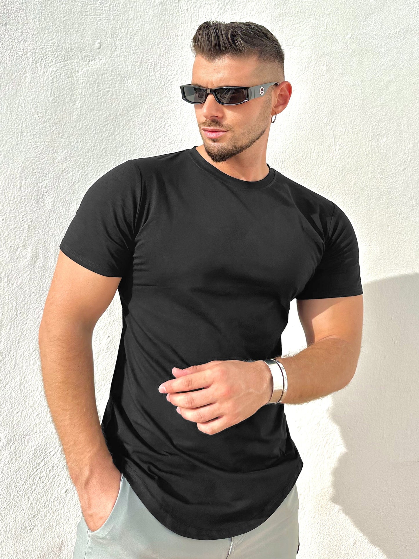 Kore Curved Hem T-shirt Muscle Fit Crew Neck-New