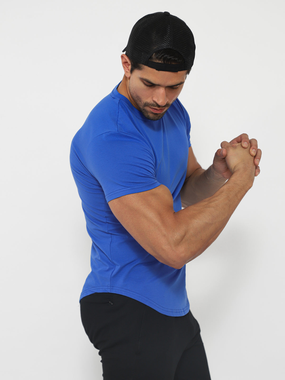 Kore Curved Hem T-shirt Muscle Fit Tech Crew Neck