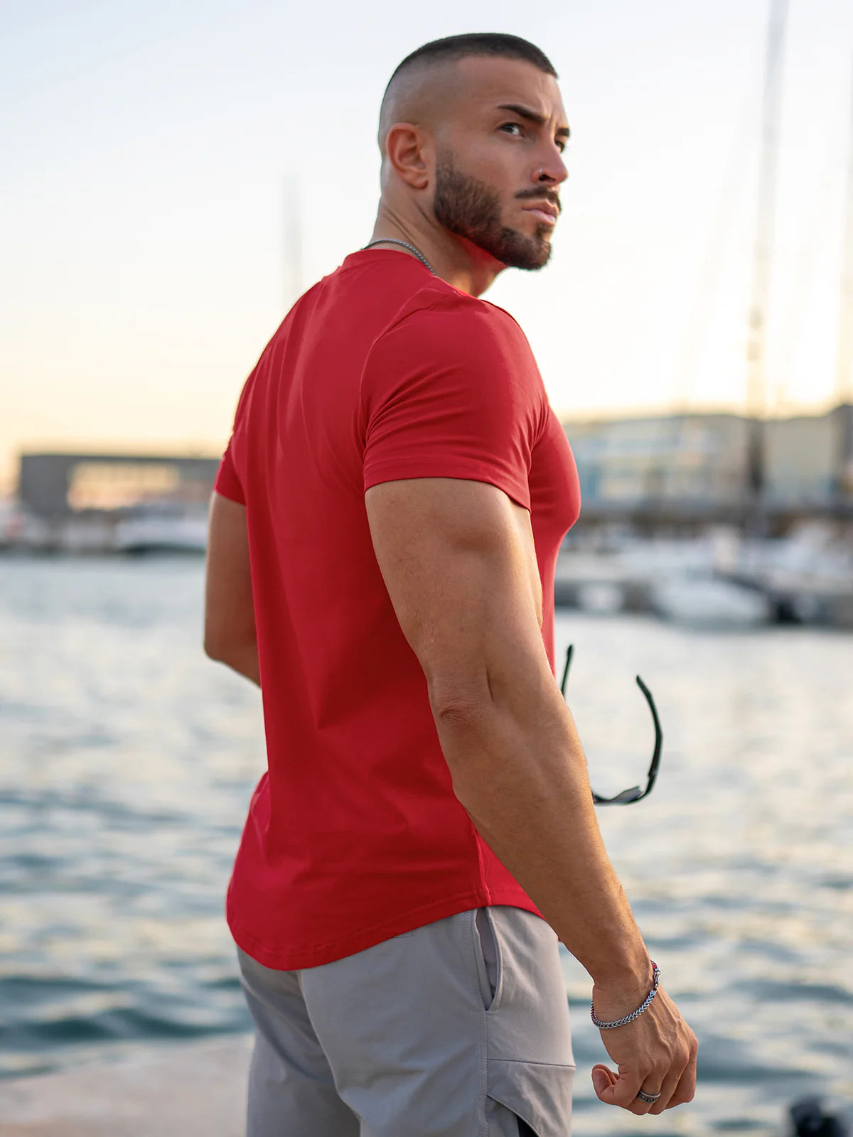 Kore Curved Hem T-shirt Muscle Fit Crew Neck