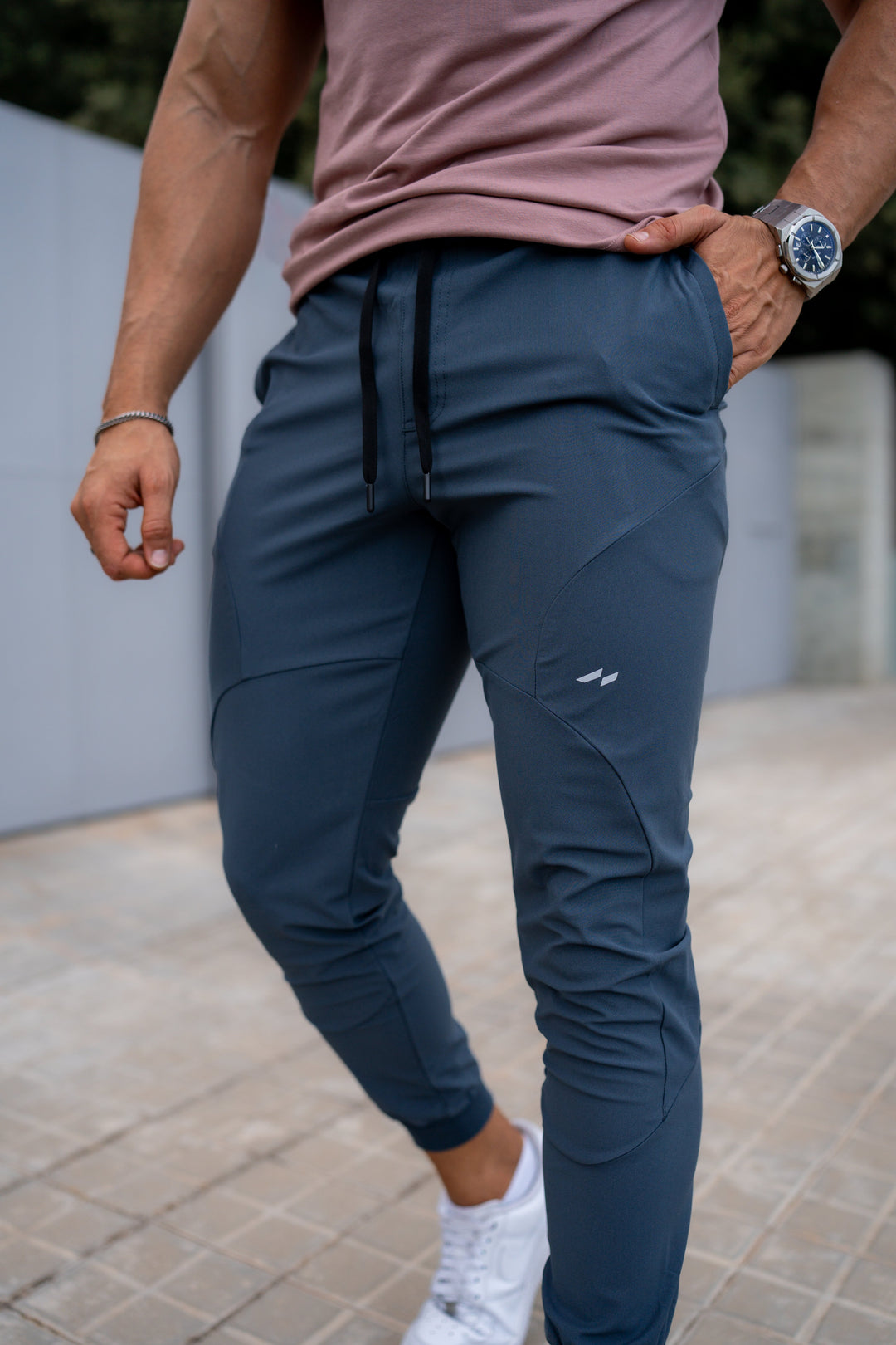 All Day Elite Unstoppable Jogger - DUVAL