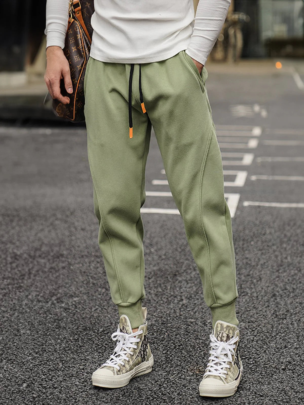 Kinetic Loose fit Sweatpant Jogger All Season Essential