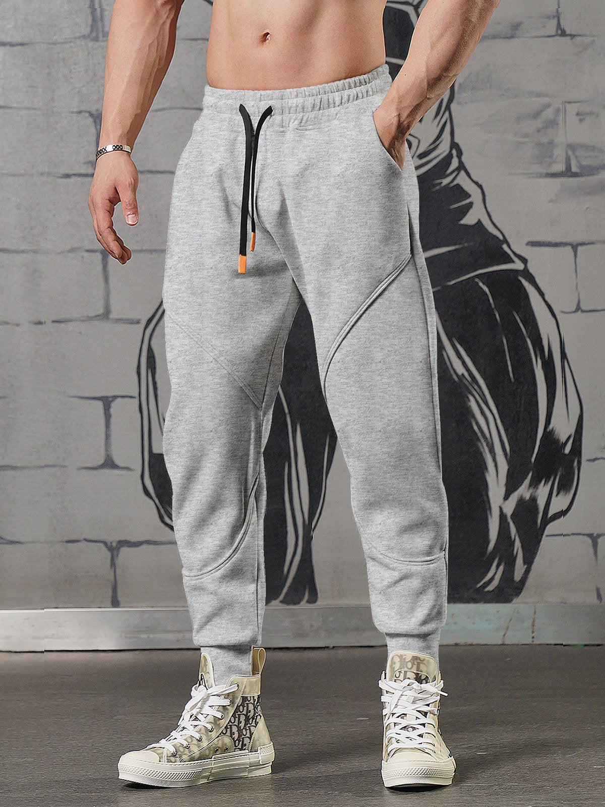 Motion Sweatpant Tapered Fit Jogger All Season Essential