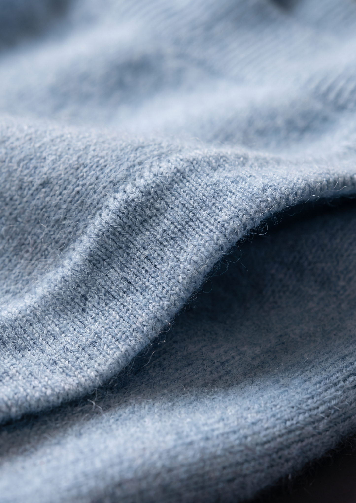 Pure Extra-Fine Merino Wool Light Blue Luzzo Set