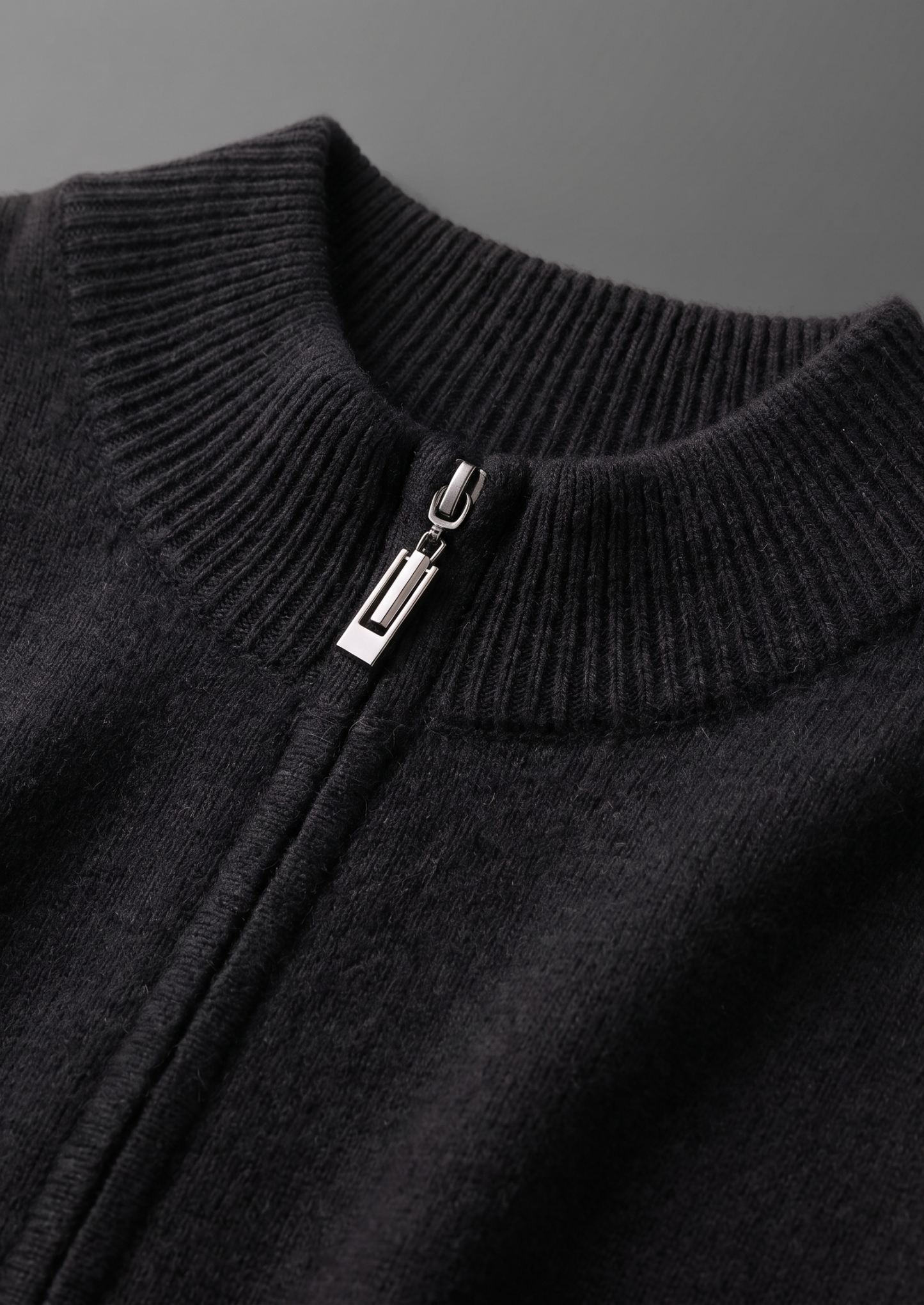 Pure Extra-Fine Merino Wool Black Luzzo Set