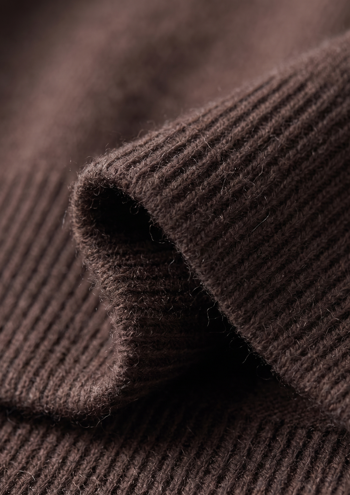 Pure Extra-Fine Merino Wool Dark Brown Luzzo Set