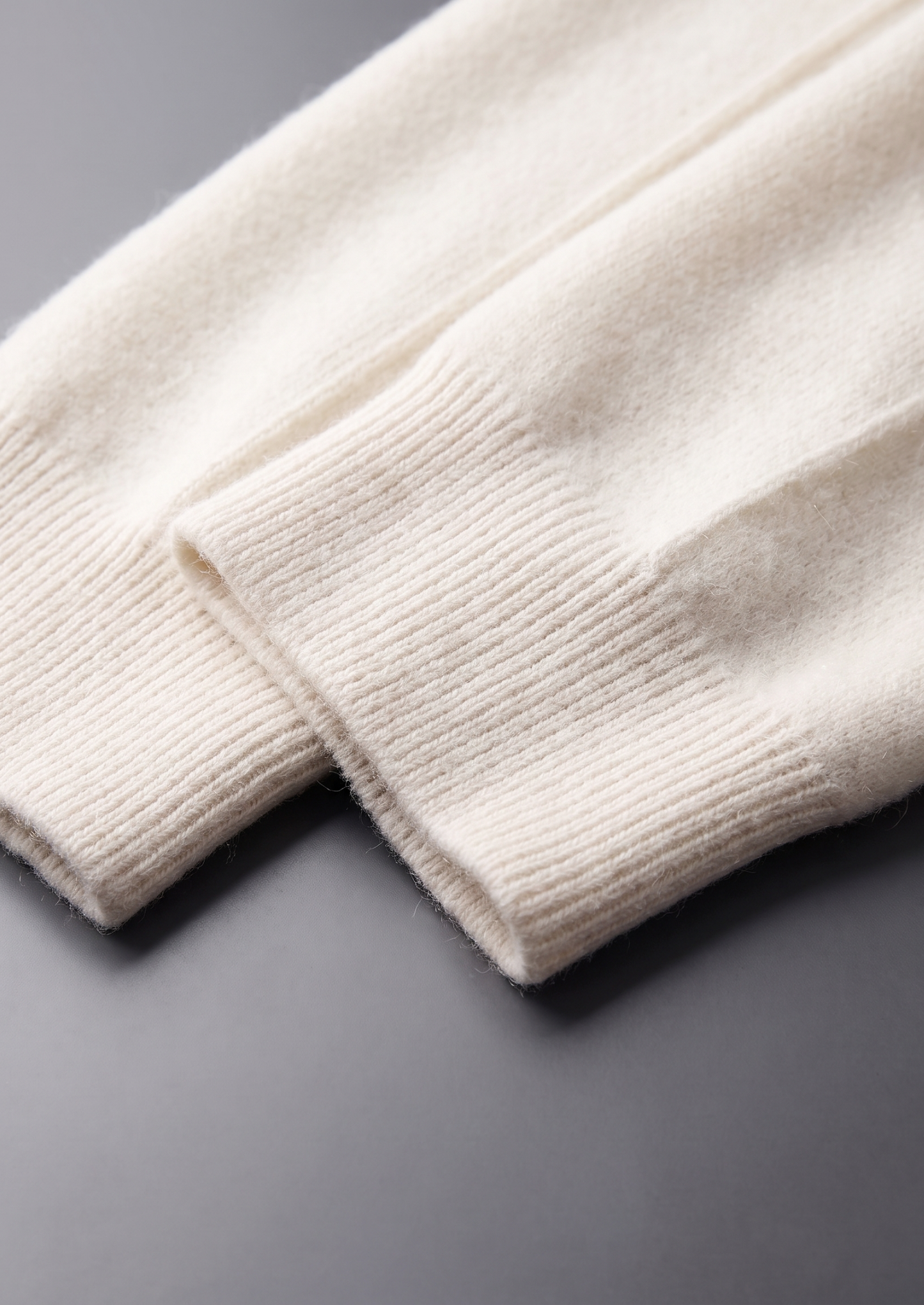 Pure Extra-Fine Merino Wool Cream White Luzzo Set