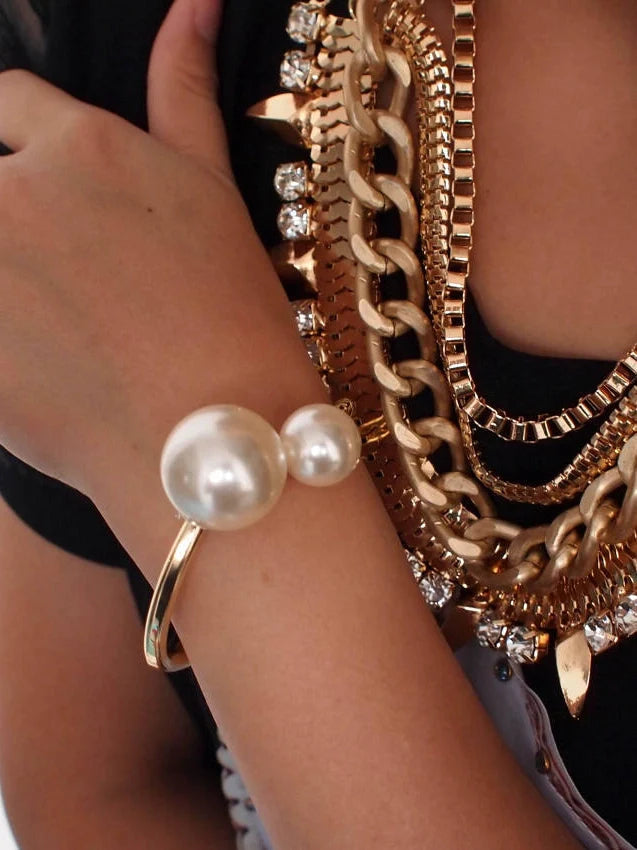 Bracelet de perles asymétrique