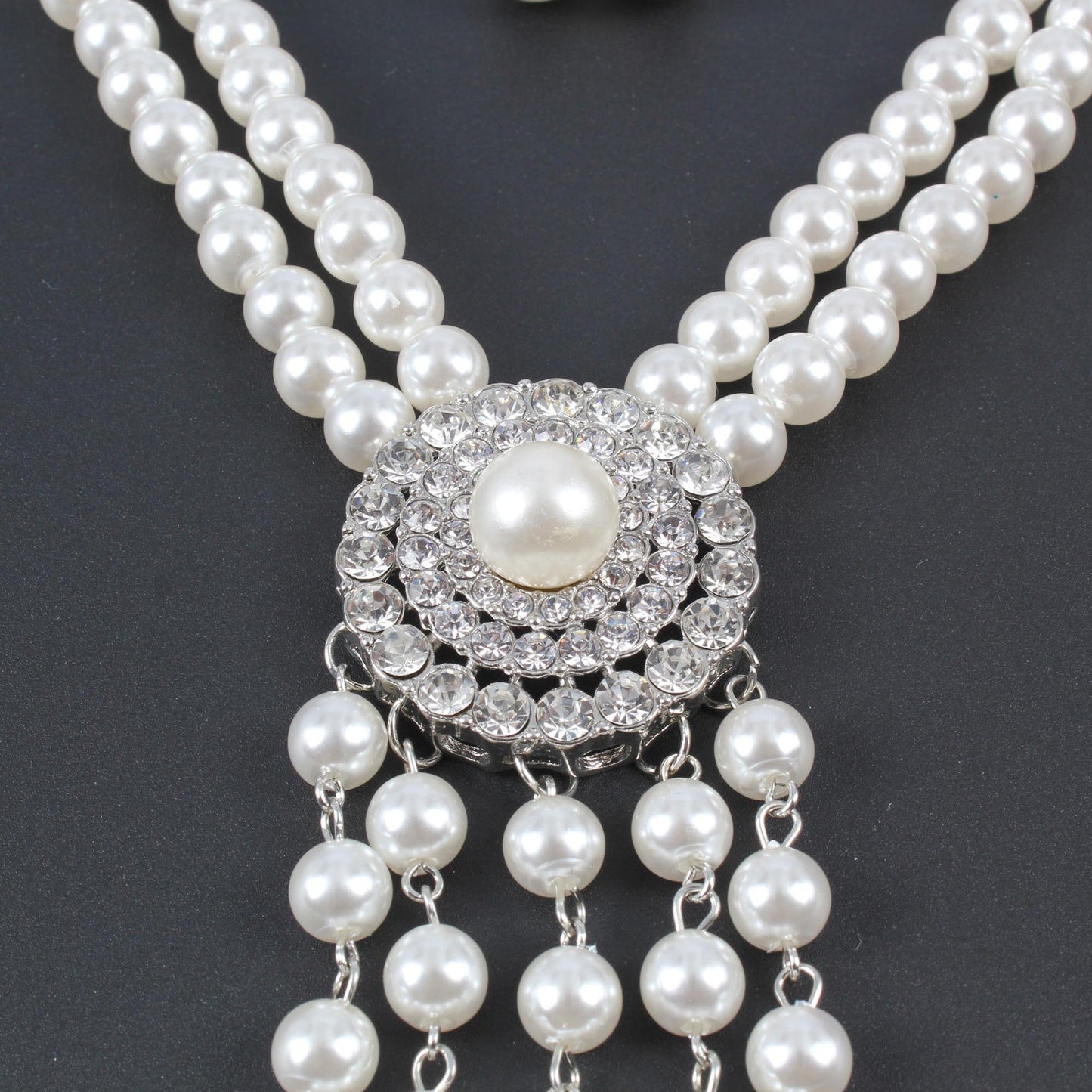 Pearl Drop Pendant Necklace