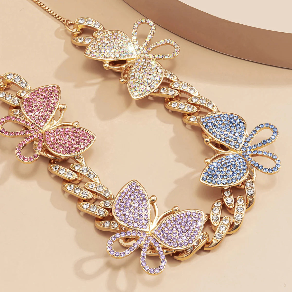 Fashion Butterfly Color Necklace