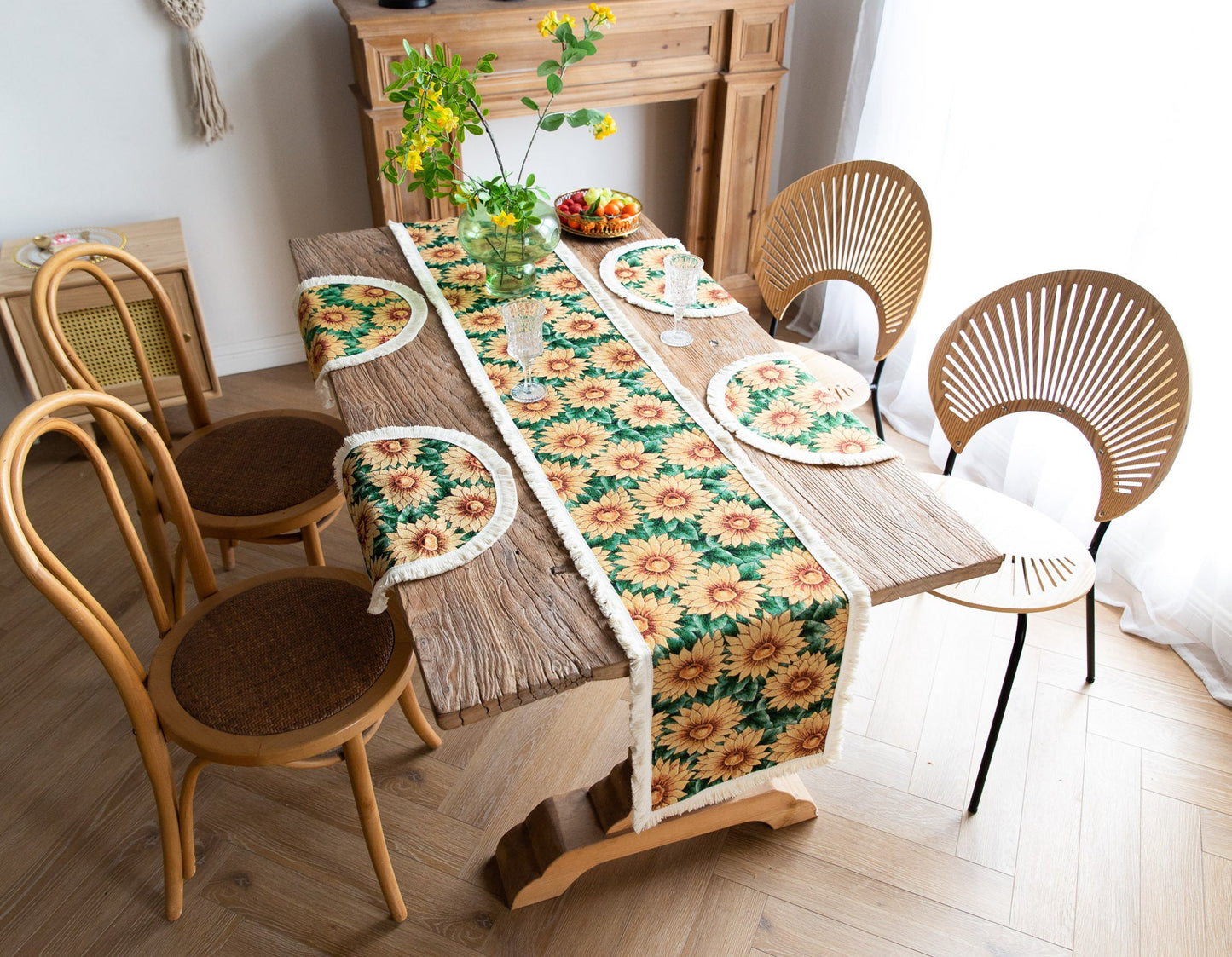 Vintage fringed dining room decorative tablecloth