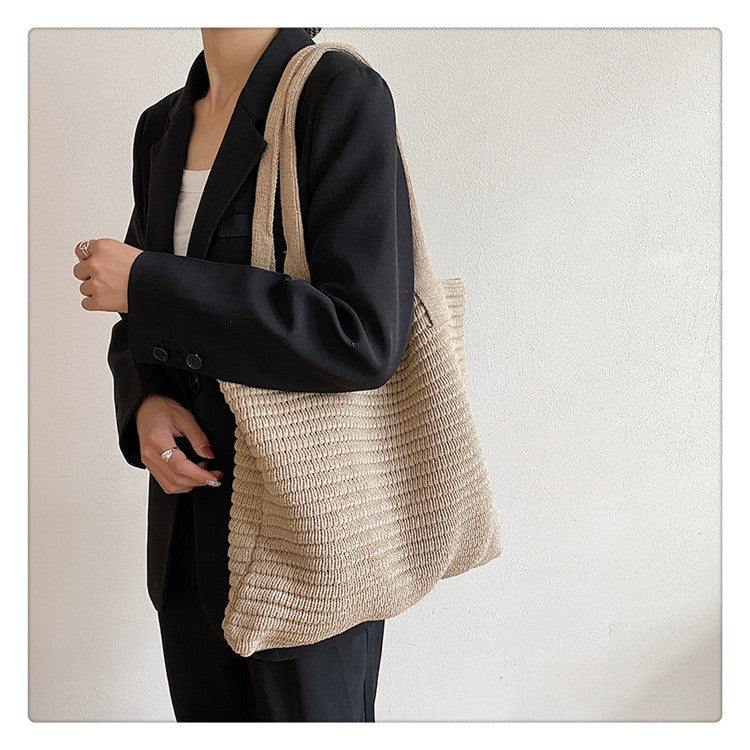 Fashionable all-match wool knitted pouch